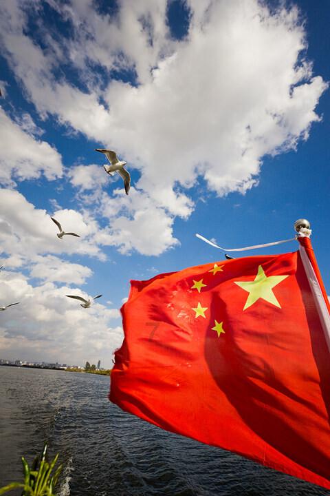 歌尽凡尘