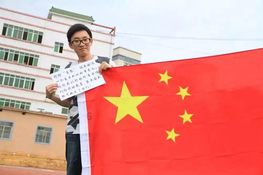广州南动车运用所夜间检修动车迎春运
